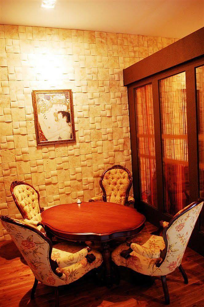 B&Beach Tourist Hotel Yeosu Extérieur photo